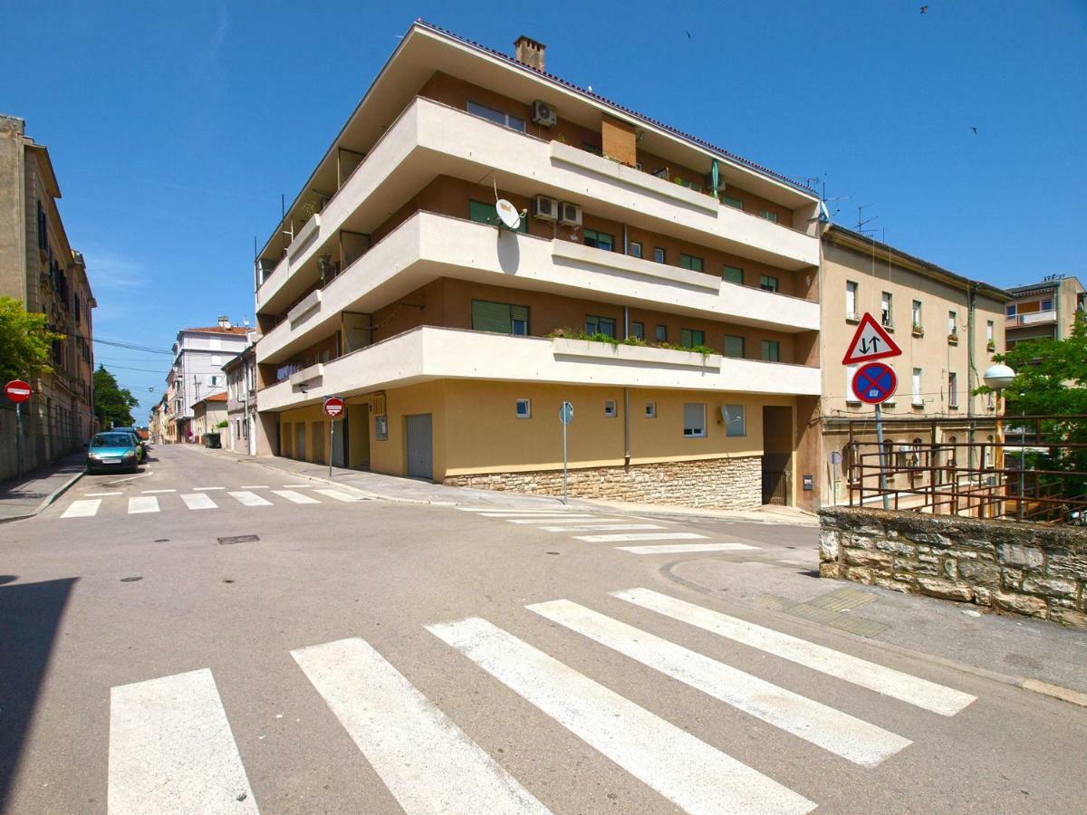 Apartment Silva 1133 Pula Exteriör bild